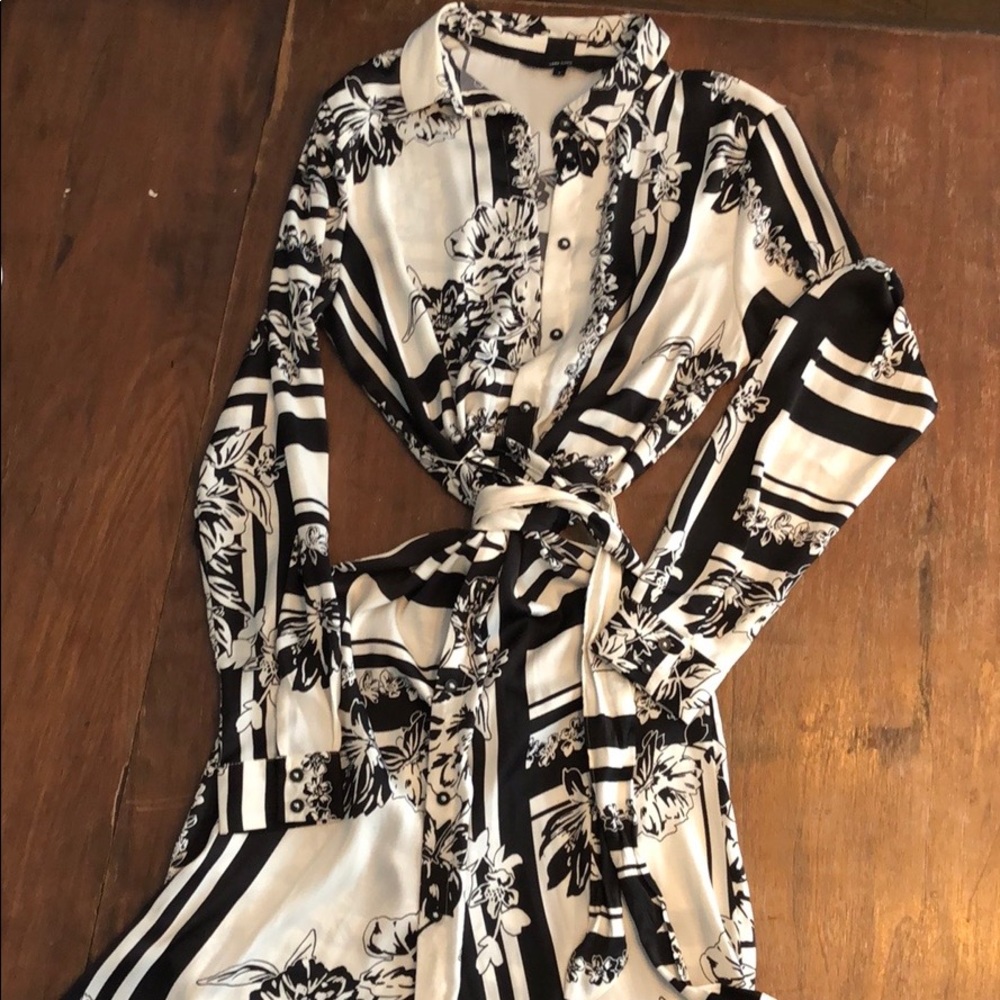 Vero Moda Graphic Shirt Dress - Picture 4 of 4